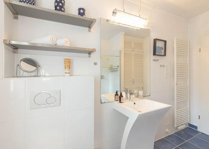 Schmetterlingsgarten * 蒂门多弗施特兰德